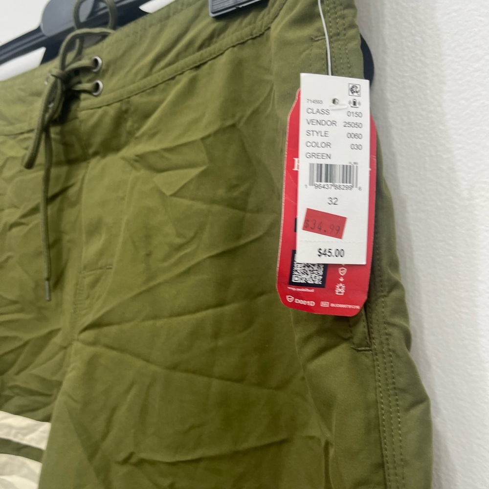 NWT Budweiser Pacsun Green Swim Shorts Sz 32 MSRP: $45 - Picture 2 of 4